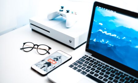 Advantages and disadvantages of Modern Technology